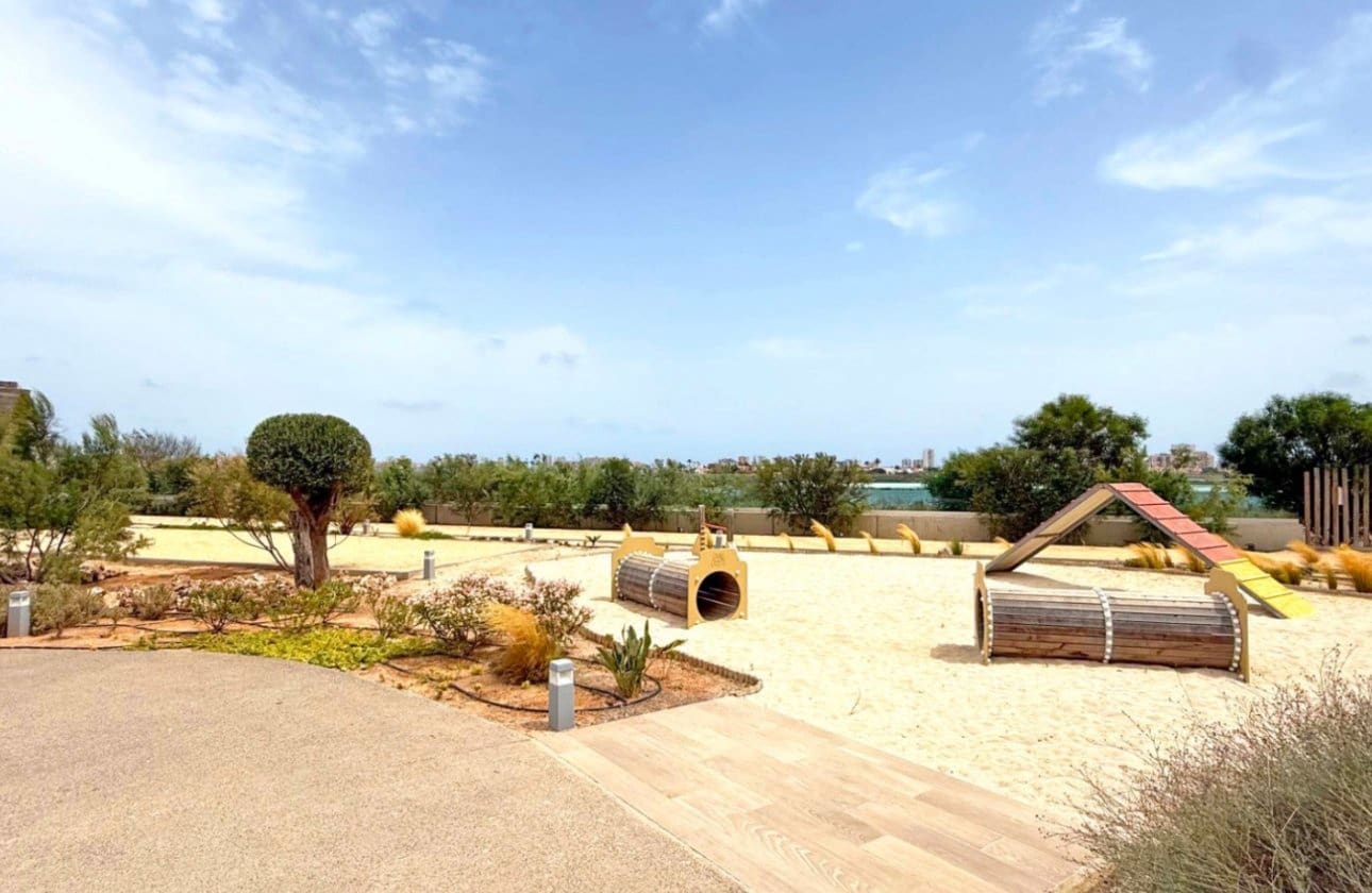 3 soverom Leilighet til salgs i Playa Paraiso med svømmebasseng - € 399 500 (Ref: 9134206)