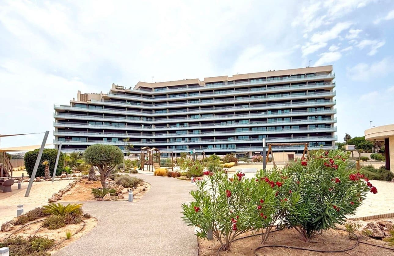 3 soverom Leilighet til salgs i Playa Paraiso med svømmebasseng - € 399 500 (Ref: 9134206)