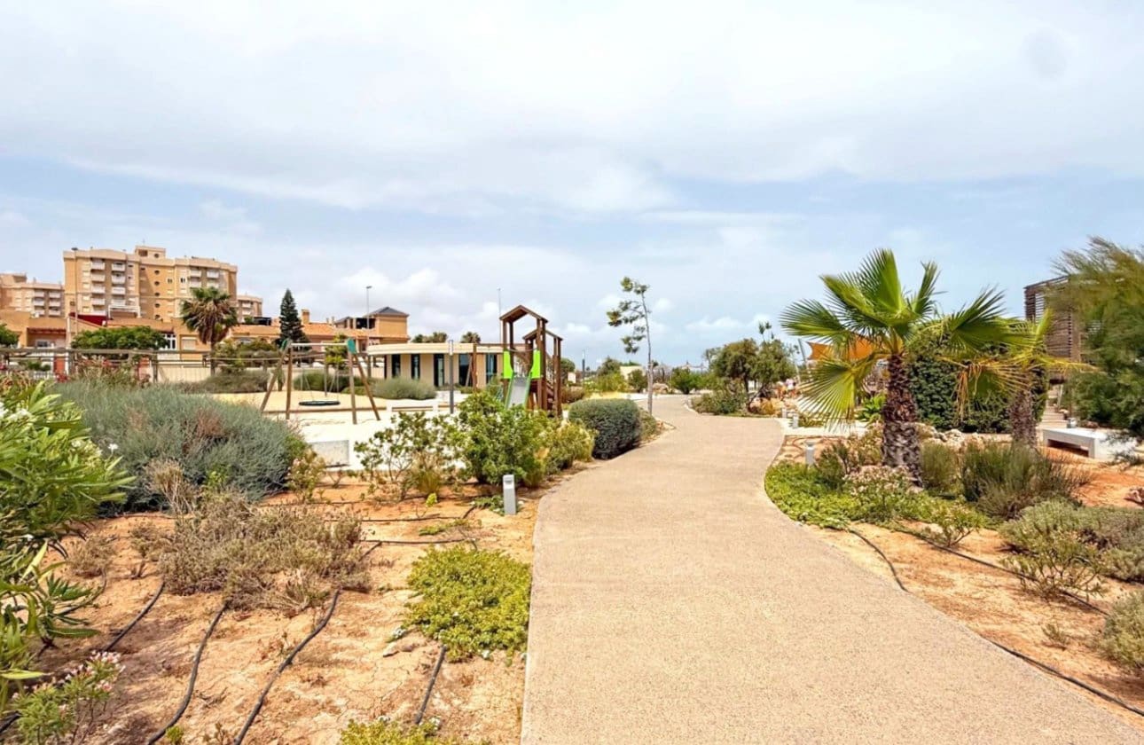 3 soverom Leilighet til salgs i Playa Paraiso med svømmebasseng - € 399 500 (Ref: 9134206)