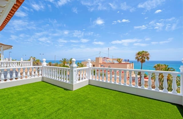 4 makuuhuone Huvila myytävänä paikassa Los Frutales, Torrevieja mukana uima-altaan - 960 000 € (Ref: 9137507)