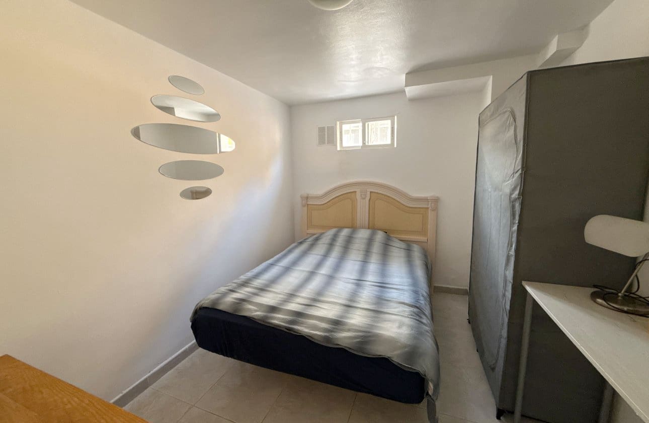 4 bedroom Apartment for sale in Villamartin with pool - € 189,950 (Ref: 9138280)