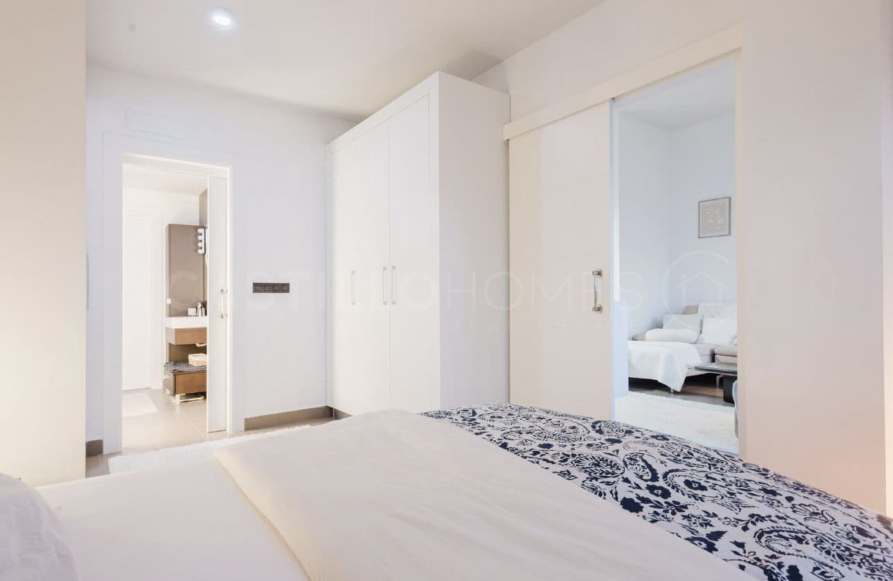 2 soveværelse Penthouse til salg i Villamartin med swimmingpool - € 365.000 (Ref: 9143170)