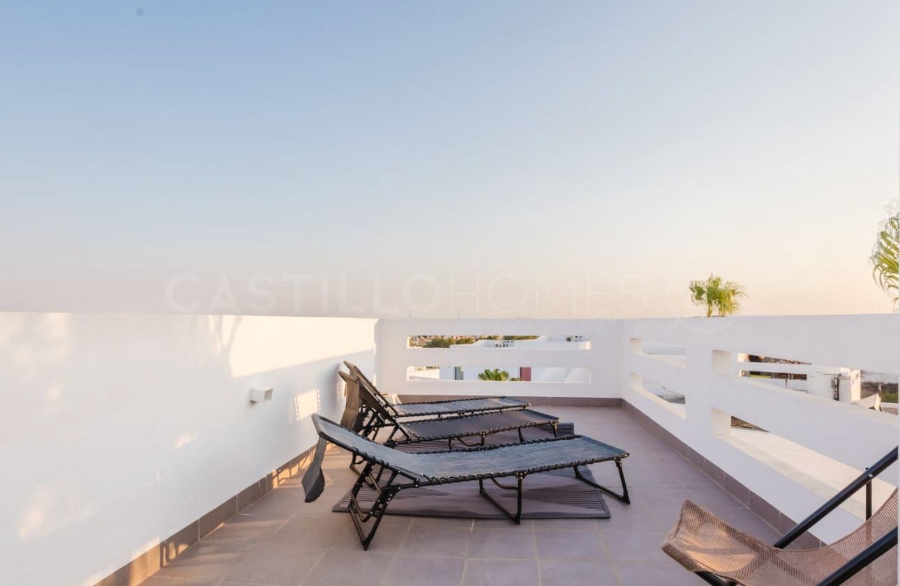 2 soveværelse Penthouse til salg i Villamartin med swimmingpool - € 365.000 (Ref: 9143170)