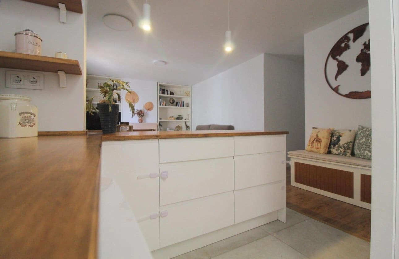 3 makuuhuone Huoneisto myytävänä paikassa La Veleta - 199 900 € (Ref: 9152727)