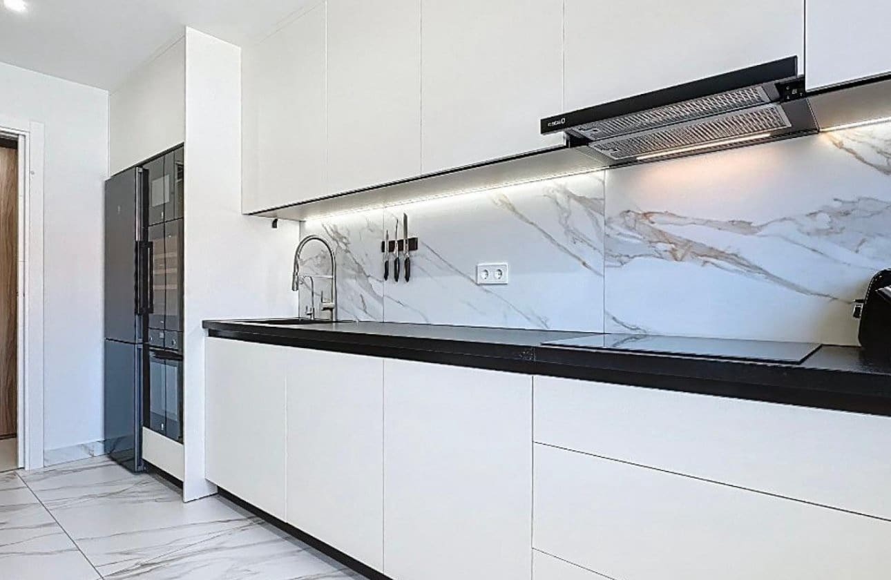 2 makuuhuone Ranta-asunto myytävänä paikassa Los Cuarteros mukana uima-altaan - 257 000 € (Ref: 9175530)