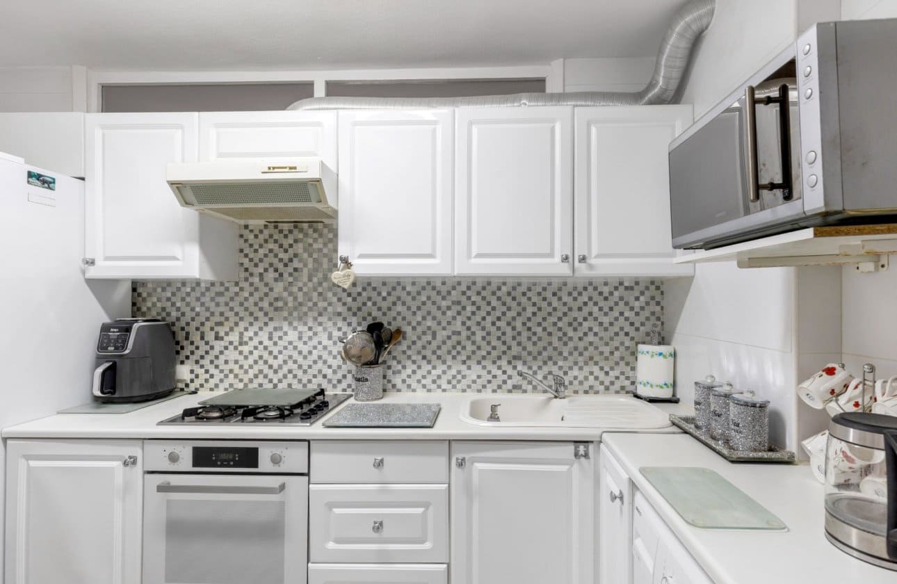 Apartamento de 2 habitaciones en Torrevieja en venta - 179.000 € (Ref: 9181287)