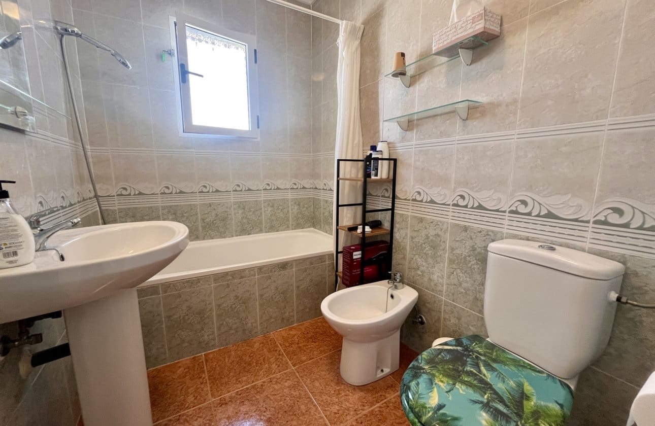 3 sovrum Hus till salu i Los Montesinos med pool - 199 999 € (Ref: 9204889)