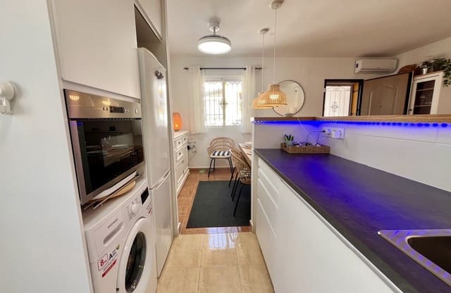 3 bedroom Townhouse for sale in Los Montesinos with pool - € 199,999 (Ref: 9204889)