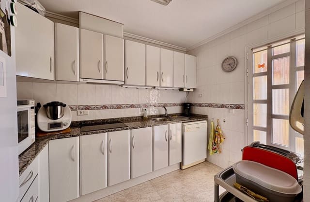 Chalet de 3 habitaciones en Ciudad Quesada, Rojales en venta con piscina - 249.000 € (Ref: 9233859)