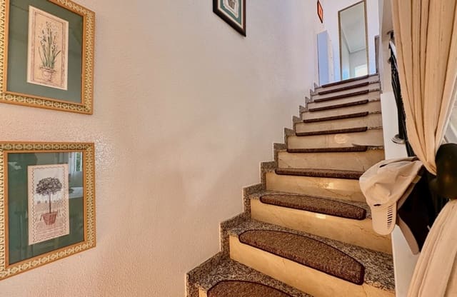 Chalet de 3 habitaciones en Ciudad Quesada, Rojales en venta con piscina - 249.000 € (Ref: 9233859)