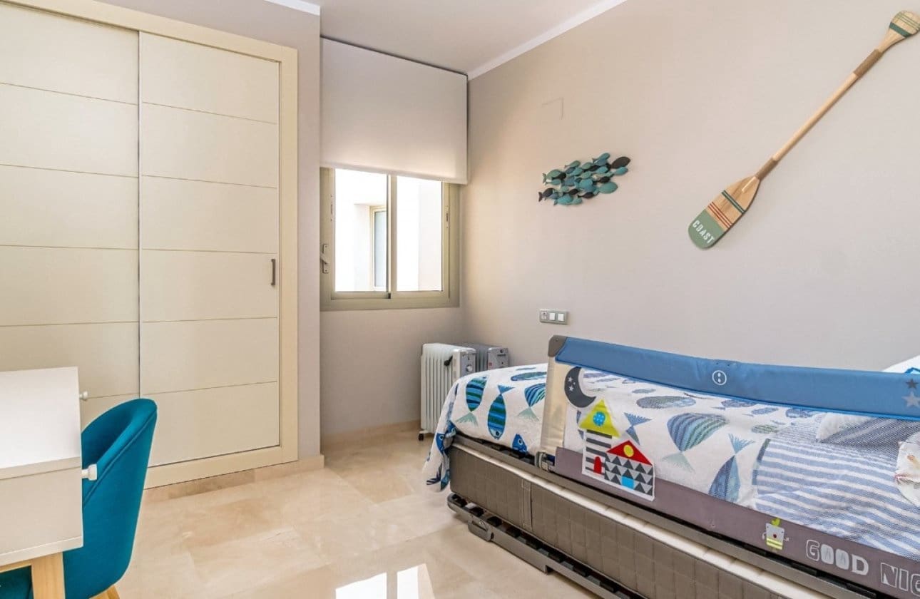 3 Zimmer Apartment zu verkaufen in Las Colinas Golf mit Pool - 345.000 € (Ref: 9233862)