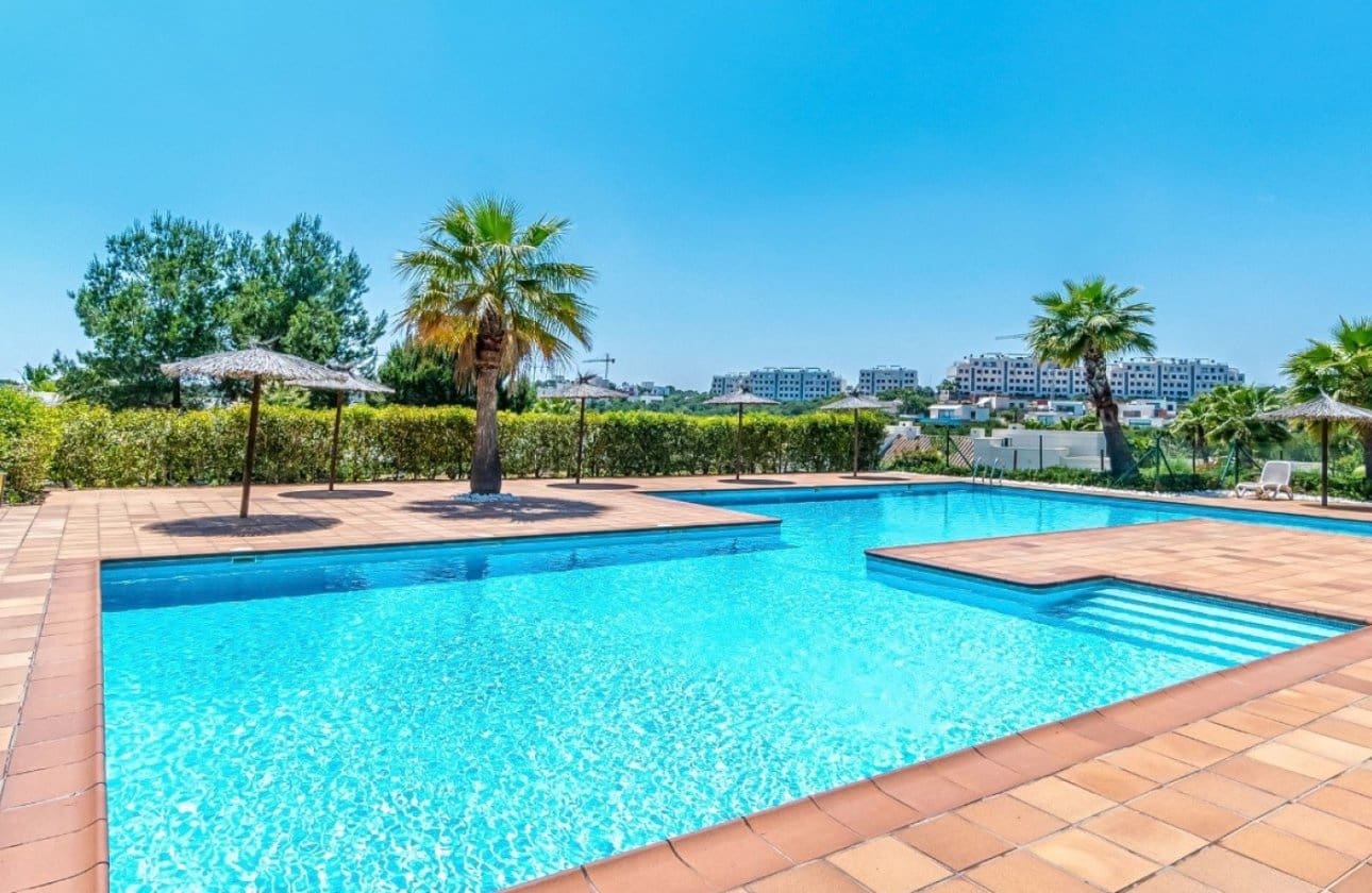 3 Zimmer Apartment zu verkaufen in Las Colinas Golf mit Pool - 345.000 € (Ref: 9233862)