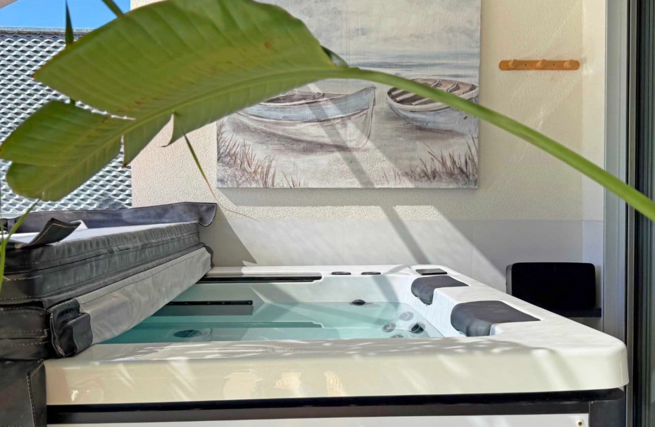 3 soveværelse Lejlighed til salg i Cabo de Palos med swimmingpool garage - € 498.000 (Ref: 9239598)