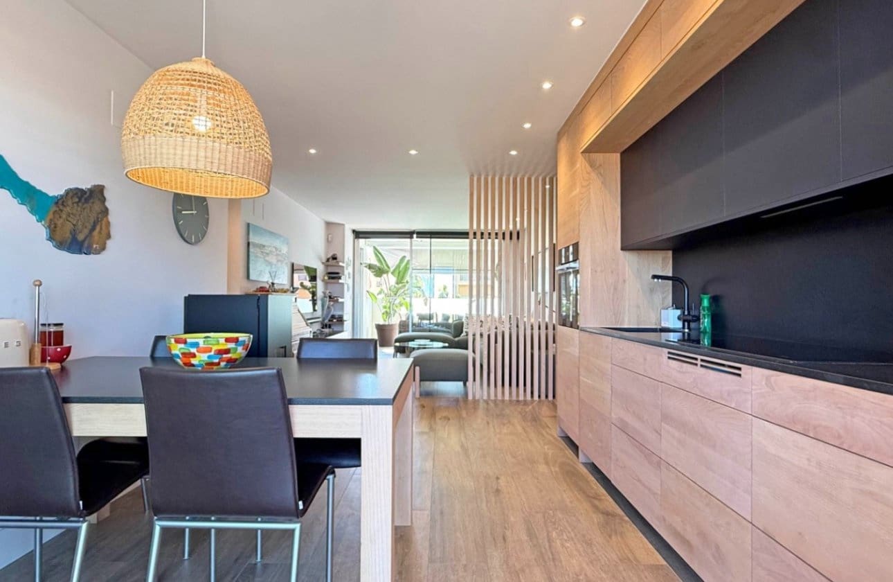 3 soveværelse Lejlighed til salg i Cabo de Palos med swimmingpool garage - € 498.000 (Ref: 9239598)