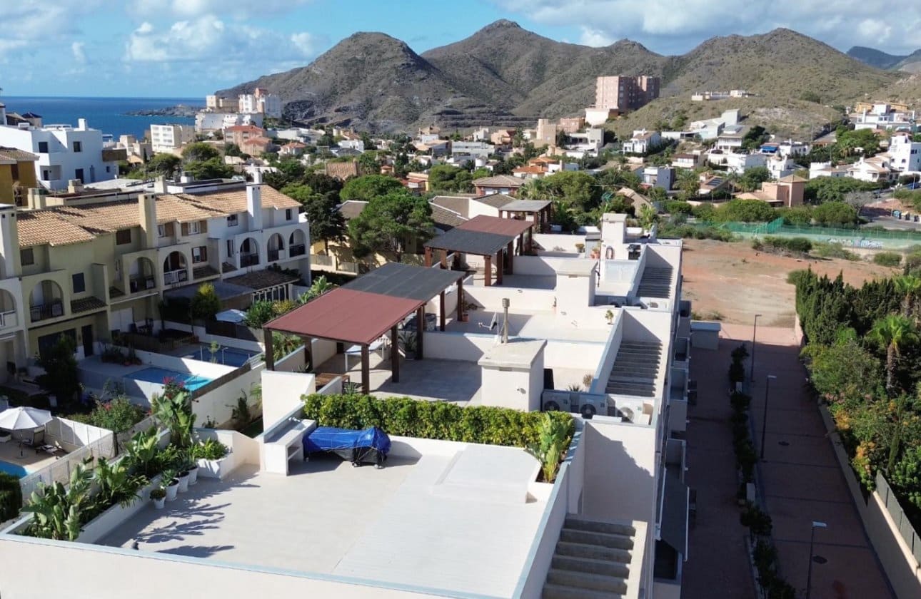 3 soveværelse Lejlighed til salg i Cabo de Palos med swimmingpool garage - € 498.000 (Ref: 9239598)