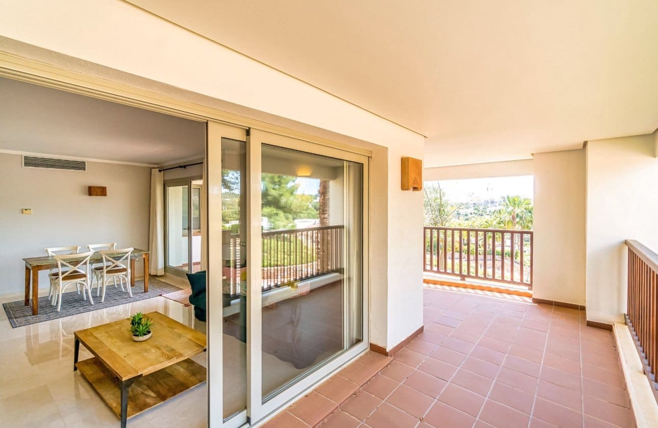 3 slaapkamer Strandappartement te koop in Las Colinas Golf met zwembad - € 345.000 (Ref: 9243473)