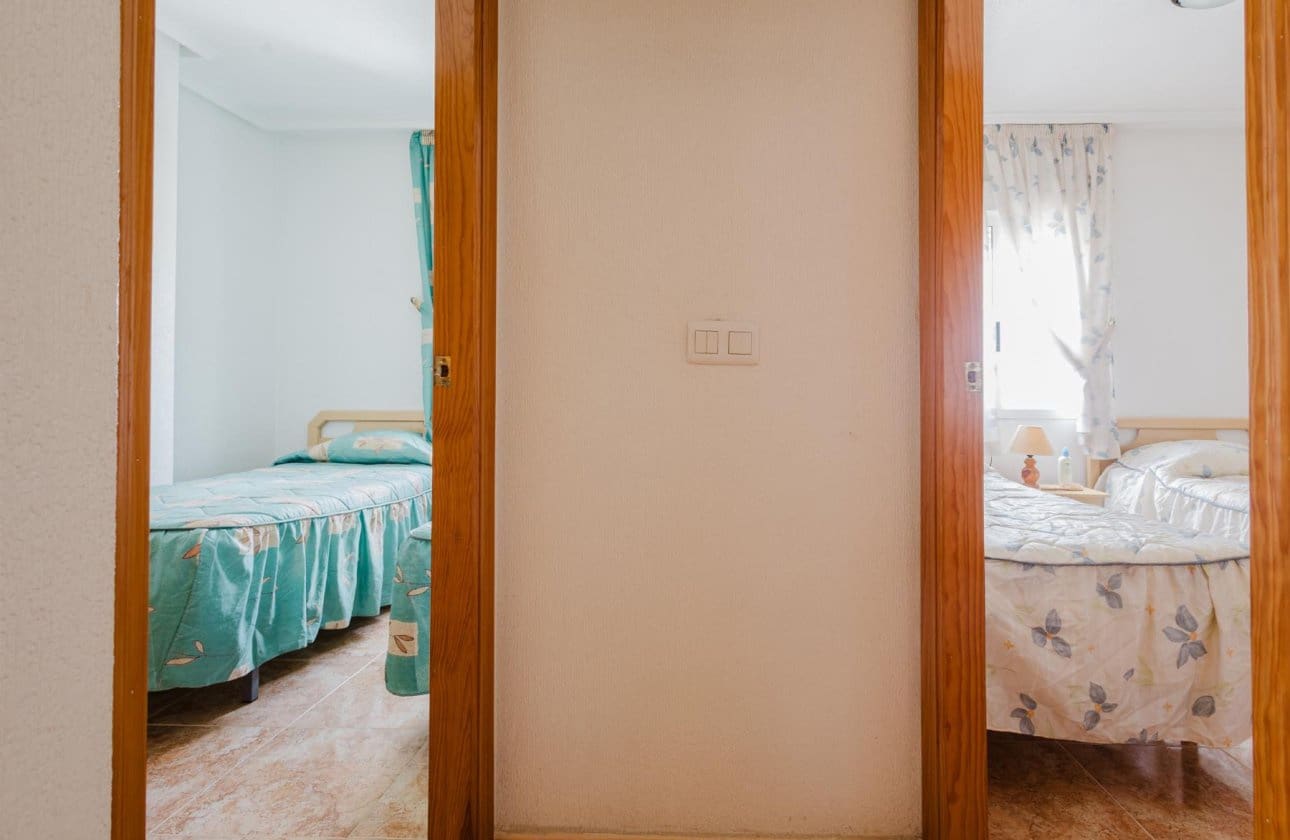 3 sypialnia Apartament na sprzedaż w Torrevieja - 159 500 € (Ref: 9253710)