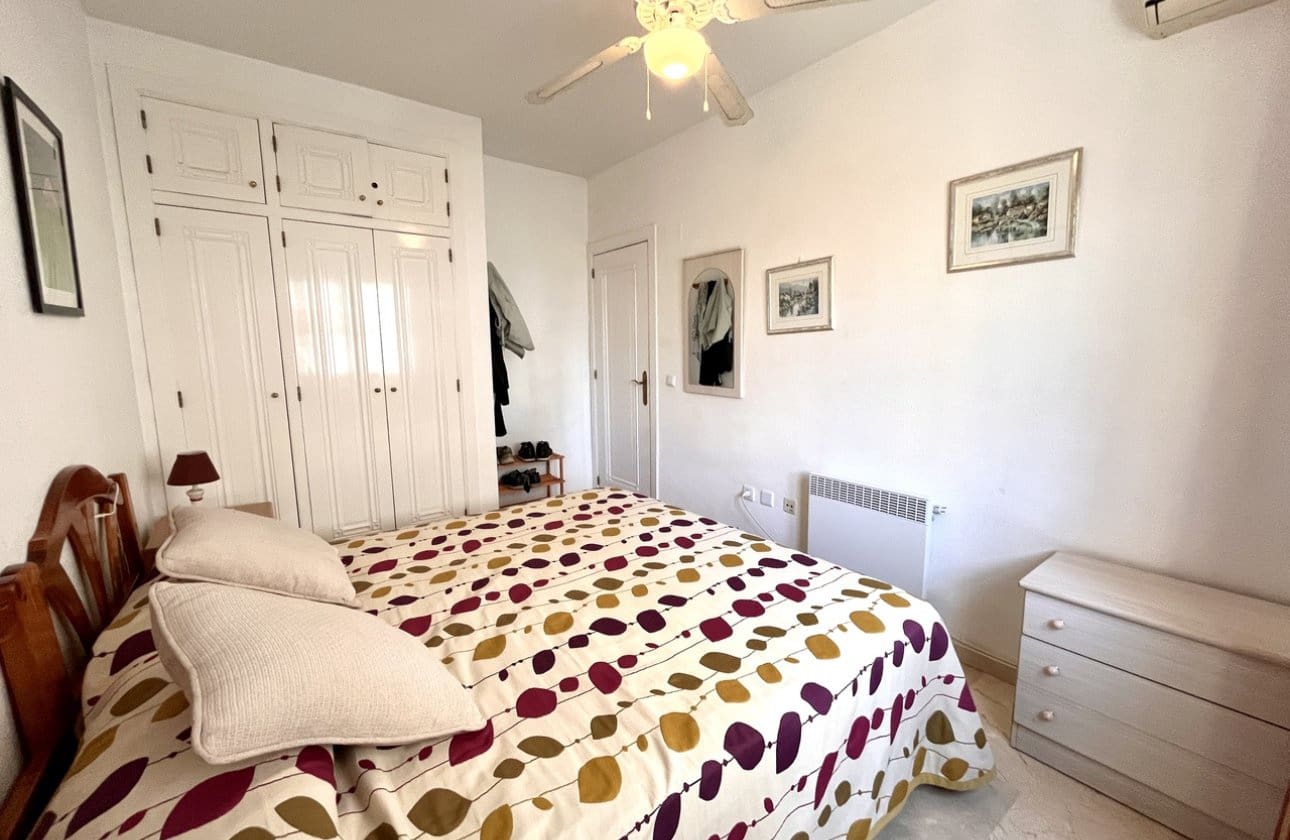 2 quarto Apartamento para venda em Playa Flamenca com piscina - 199 999 € (Ref: 9263014)