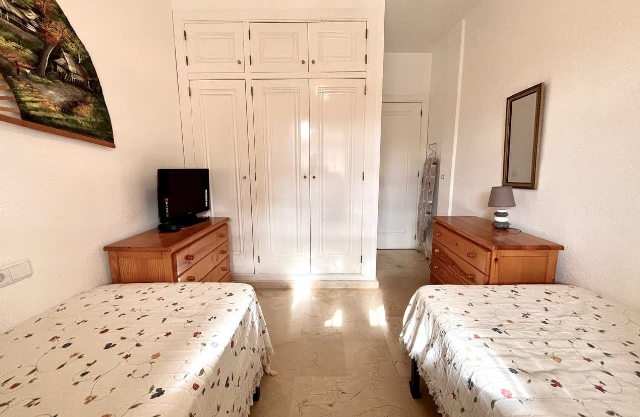 2 quarto Apartamento para venda em Playa Flamenca com piscina - 199 999 € (Ref: 9263014)