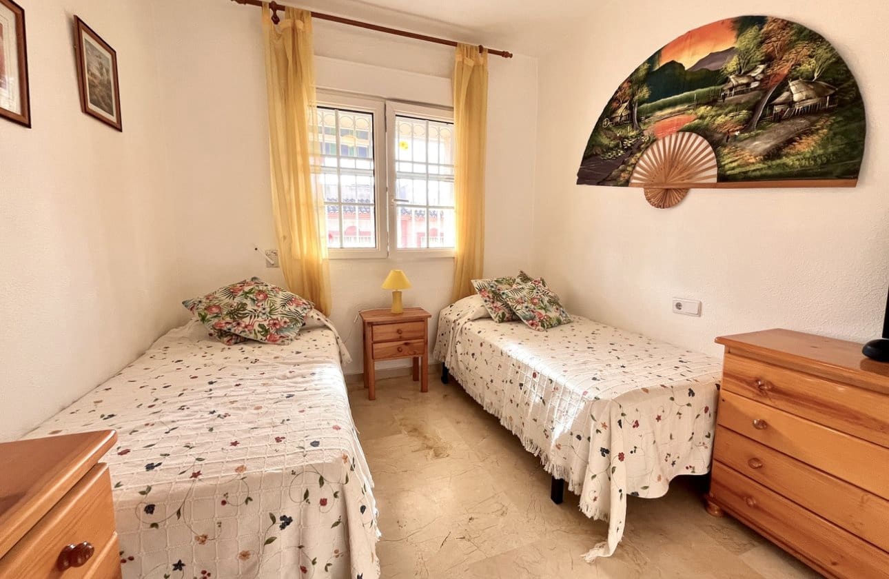 2 quarto Apartamento para venda em Playa Flamenca com piscina - 199 999 € (Ref: 9263014)