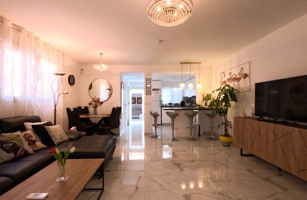 4 soverom Hus til salgs i Torrevieja - € 249 900 (Ref: 9270271)