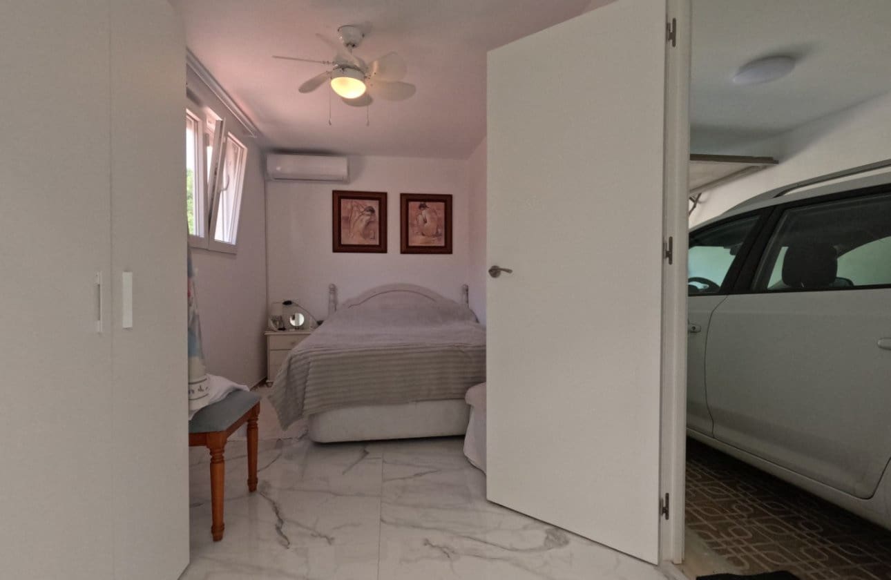 4 soverom Hus til salgs i Torrevieja - € 249 900 (Ref: 9270271)