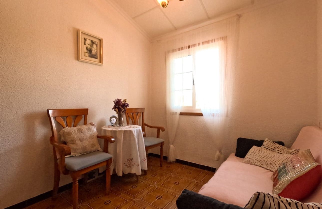 4 soverom Hus til salgs i Torrevieja - € 249 900 (Ref: 9270271)