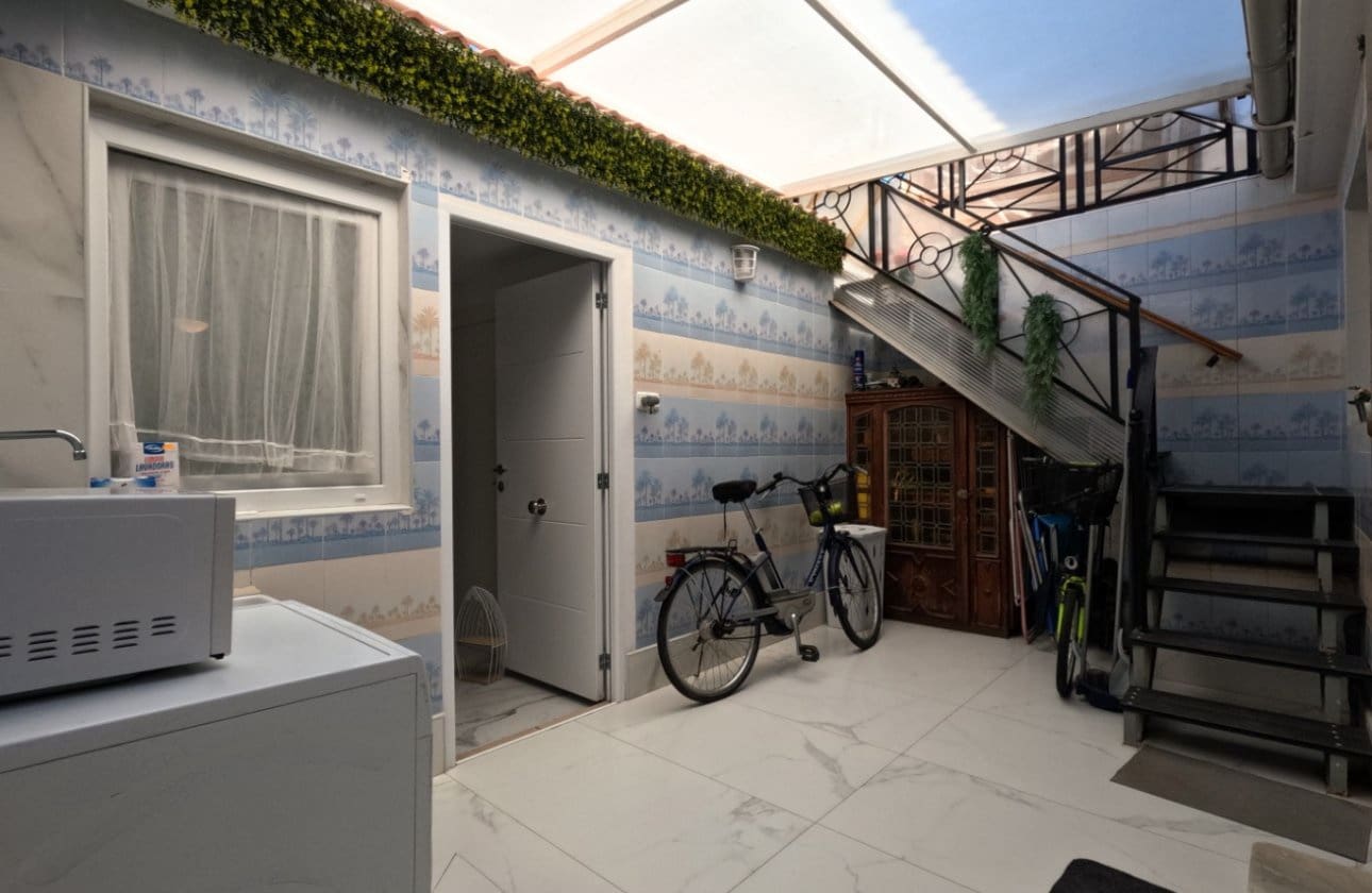 4 soverom Hus til salgs i Torrevieja - € 249 900 (Ref: 9270271)