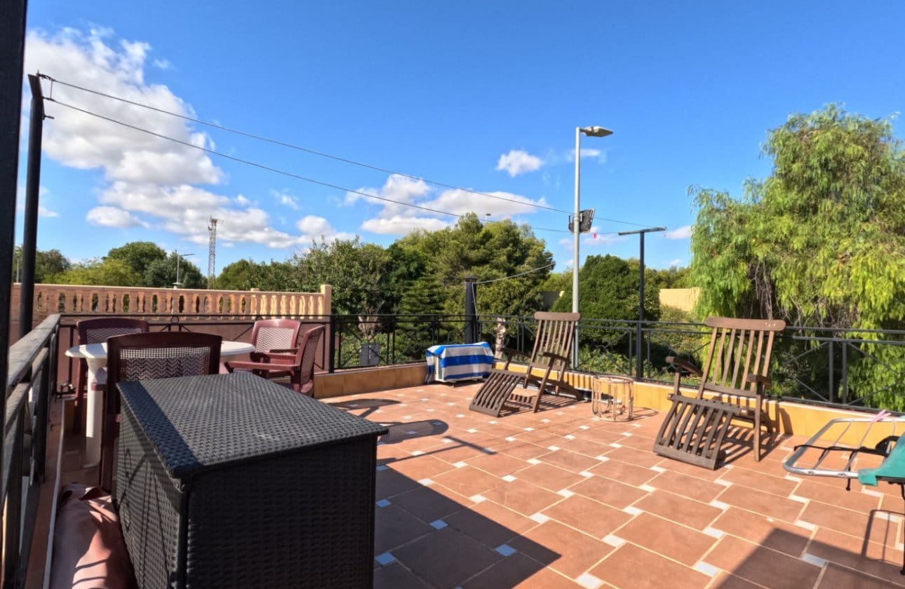 4 soverom Hus til salgs i Torrevieja - € 249 900 (Ref: 9270271)