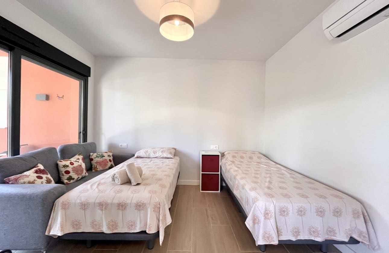 2 quarto Apartamento para venda em Villamartin com piscina - 249 900 € (Ref: 9270273)