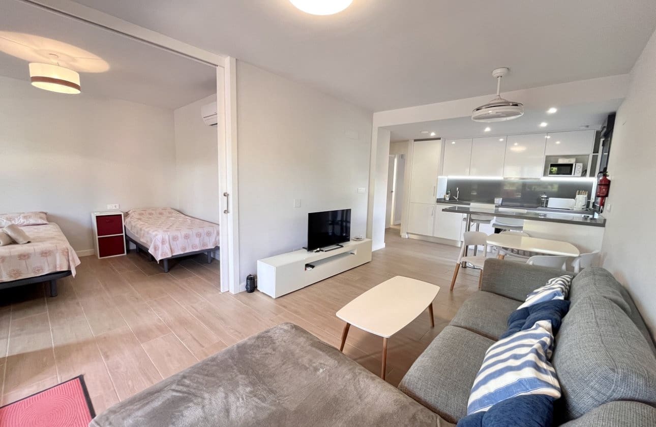 2 quarto Apartamento para venda em Villamartin com piscina - 249 900 € (Ref: 9270273)