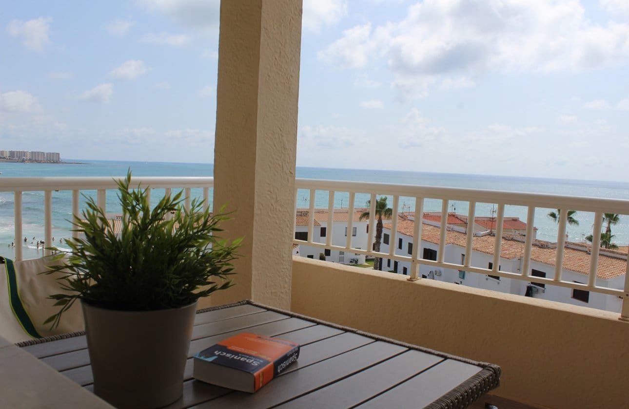 1 soverom Penthouse til salgs i Playa Flamenca - € 269 500 (Ref: 9428963)