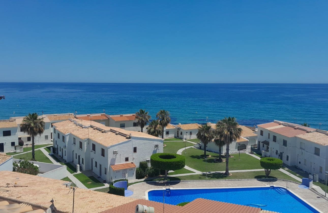 1 soverom Penthouse til salgs i Playa Flamenca - € 269 500 (Ref: 9428963)
