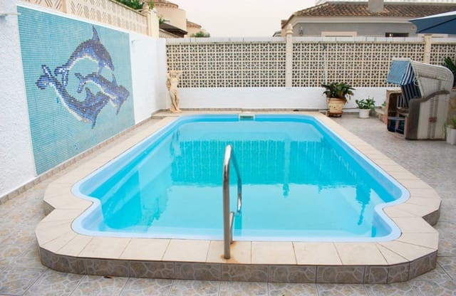 2 chambre Villa/Maison à vendre à El Chaparral, Torrevieja avec piscine garage - 337 000 € (Ref: 9428966)