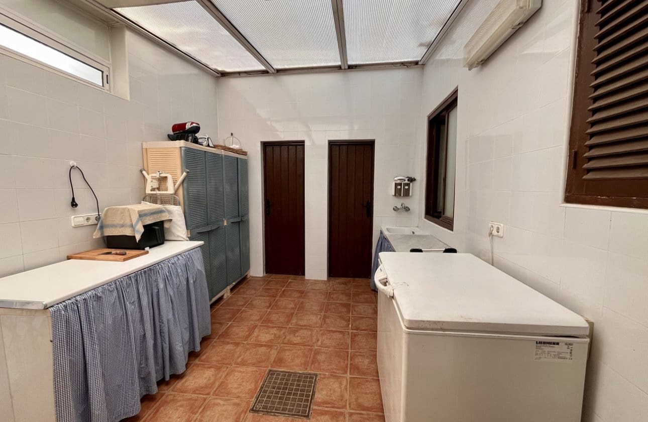 6 camera da letto Villa in vendita in Cabo Roig con piscina garage - 899.950 € (Rif: 9428968)