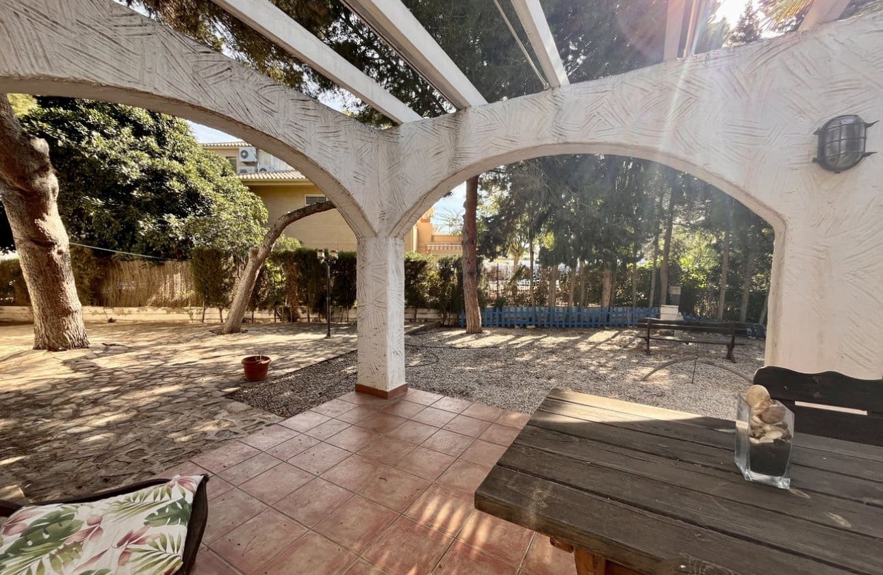 6 camera da letto Villa in vendita in Cabo Roig con piscina garage - 899.950 € (Rif: 9428968)