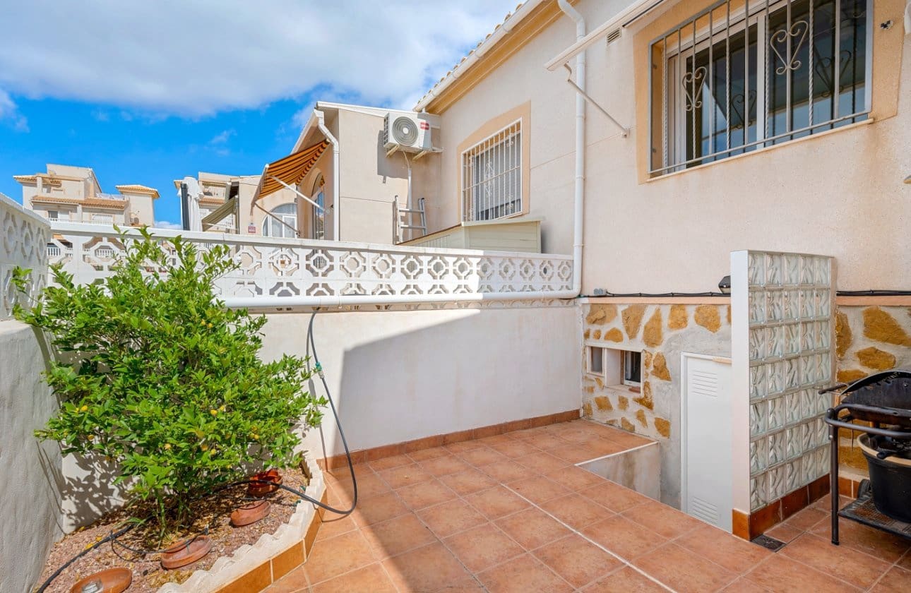 2 chambre Maison de Ville à vendre à Ciudad Quesada avec piscine garage - 195 000 € (Ref: 9428969)