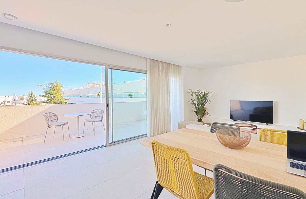 3 soveværelse Penthouse til salg i Los Balcones med swimmingpool garage - € 360.000 (Ref: 9428970)