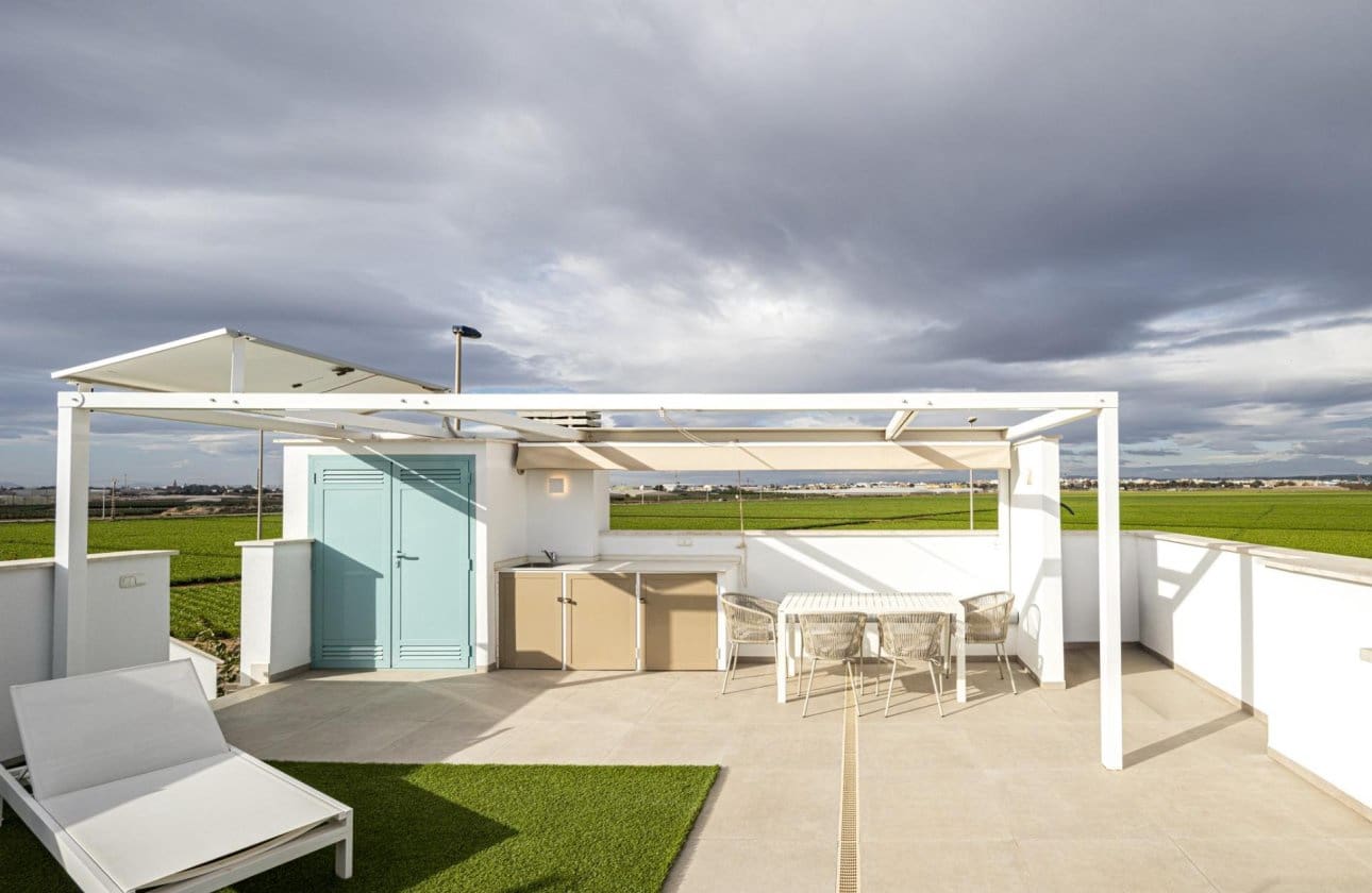 3 soveværelse Bungalow til salg i Torre de la Horadada med swimmingpool - € 385.000 (Ref: 9428971)