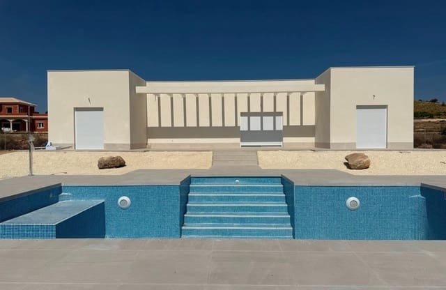 3 soveværelse Villa til salg i Pinoso med swimmingpool - € 356.000 (Ref: 9428972)