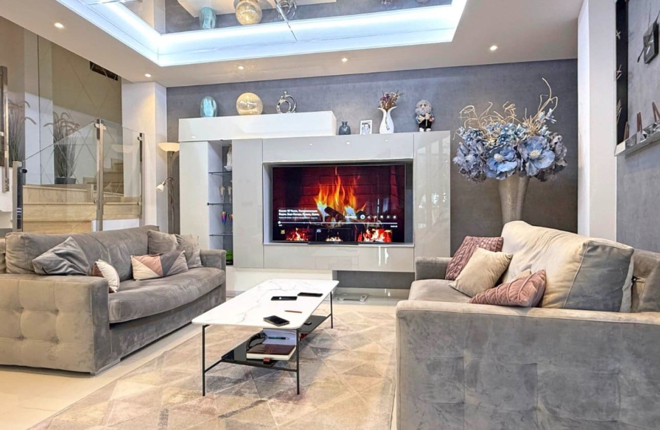 3 slaapkamer Villa te koop in Villamartin met zwembad garage - € 475.000 (Ref: 9428973)