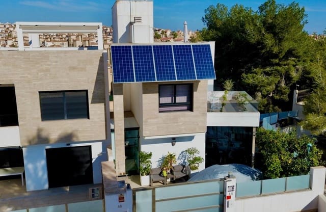 3 slaapkamer Villa te koop in Villamartin, Orihuela met zwembad garage - € 475.000 (Ref: 9428973)