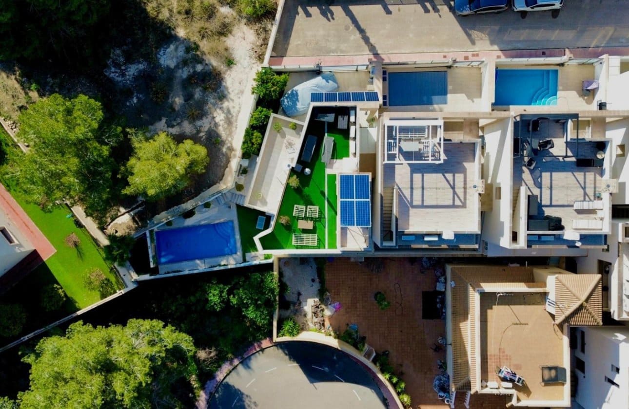 3 slaapkamer Villa te koop in Villamartin met zwembad garage - € 475.000 (Ref: 9428973)