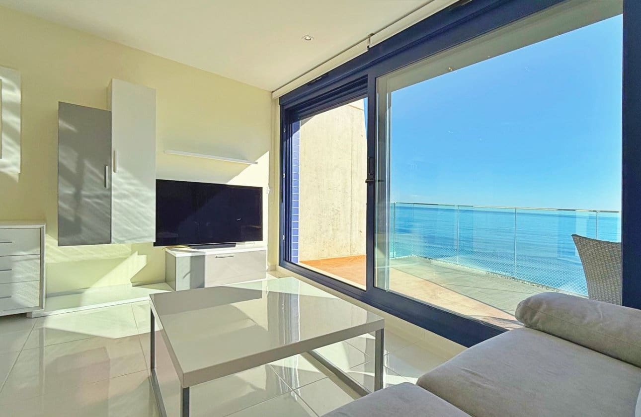 2 makuuhuone Kattohuoneisto myytävänä paikassa Punta Prima mukana uima-altaan 
autotalli - 715 000 € (Ref: 9428975)