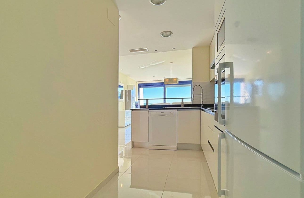 2 makuuhuone Kattohuoneisto myytävänä paikassa Punta Prima mukana uima-altaan 
autotalli - 715 000 € (Ref: 9428975)