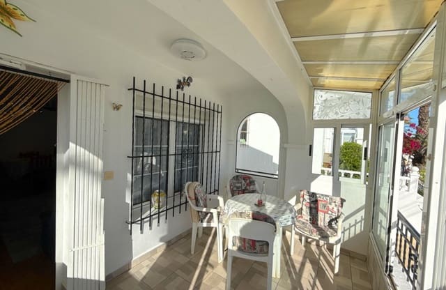 3 soverom Hus til salgs i Villamartin, Orihuela med svømmebasseng - € 229 950 (Ref: 9428977)