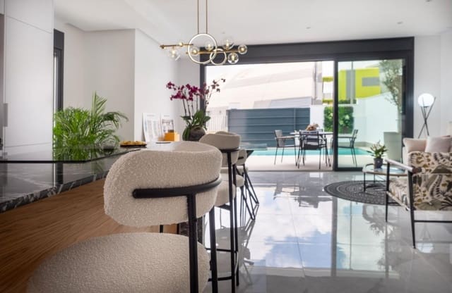 3 soveværelse Villa til salg i San Pedro del Pinatar ciudad, San Pedro del Pinatar med swimmingpool - € 465.000 (Ref: 9428978)