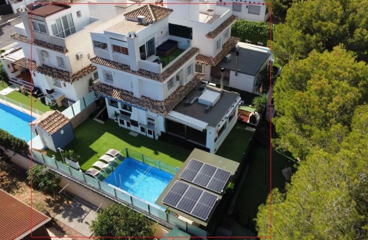 3 quarto Moradia para venda em Orihuela Costa com piscina - 460 000 € (Ref: 9428984)