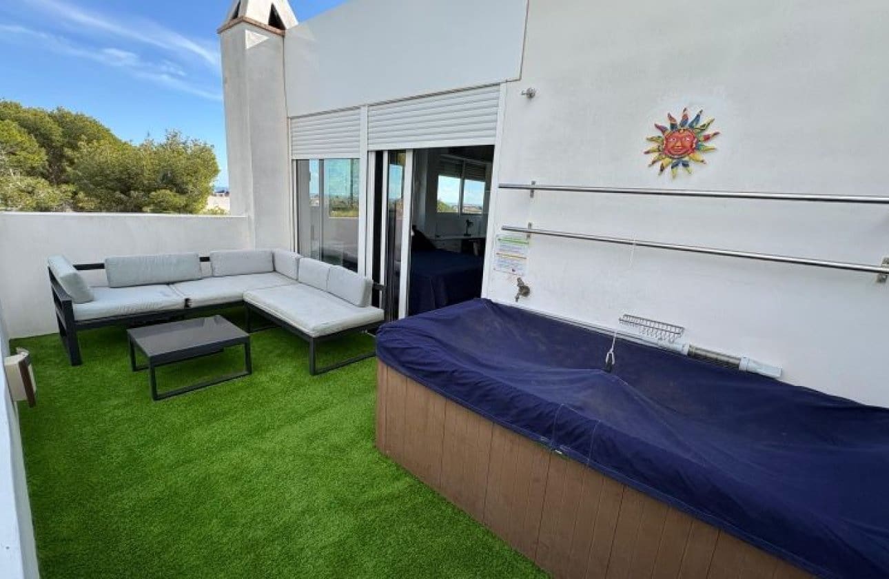 3 quarto Moradia para venda em Orihuela Costa com piscina - 460 000 € (Ref: 9428984)