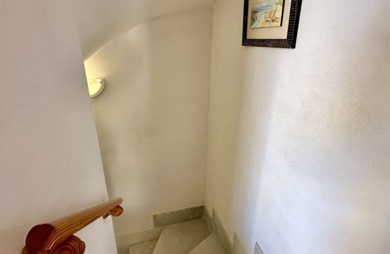 3 Zimmer Apartment zu verkaufen in Playa Flamenca mit Pool - 289.000 € (Ref: 9428985)